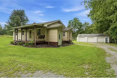 124 Thompson Rd, Findley Township, PA 16137 - Photo 1