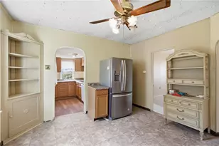 2784 1/2 Johnson St, Aliquippa, PA 15001 - Photo 18