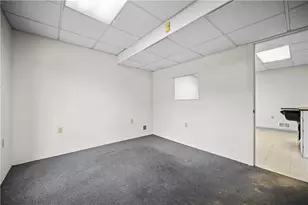 822 Venetia Rd, Peters Township, PA 15367 - Photo 28