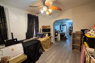 2014 Wayne St, Pittsburgh, PA 15218 - Photo 4