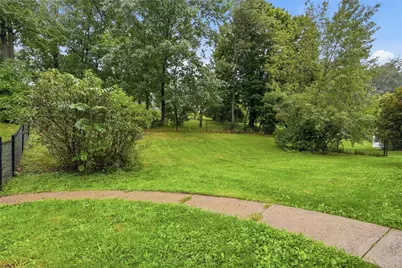 130 McGuire St, Daugherty Township, PA 15066 - Photo 32