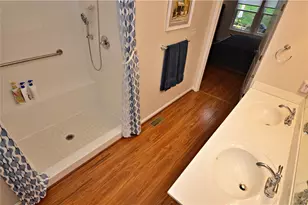 304 Ranchero Dr, Moon/Crescent Twp, PA 15108 - Photo 22