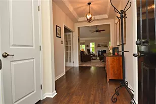 304 Ranchero Dr, Moon/Crescent Twp, PA 15108 - Photo 4
