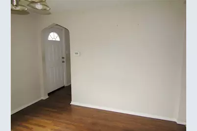 3020 Hebron Dr, Pittsburgh, PA 15235 - Photo 10