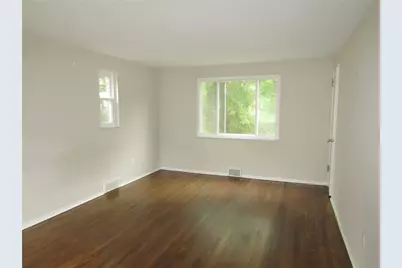 3020 Hebron Dr, Pittsburgh, PA 15235 - Photo 6