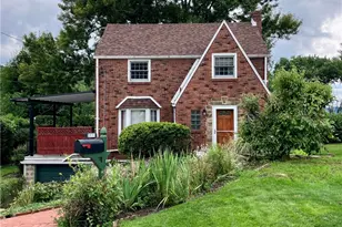 5111 Jean St, Pittsburgh, PA 15147 - Photo 2