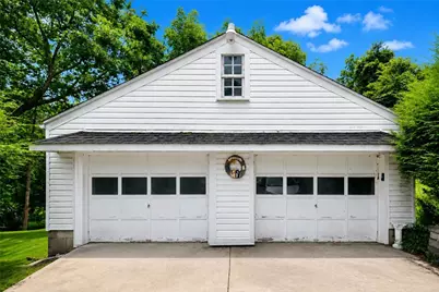 954 Auburn Ln, Irwin, PA 15642 - Photo 4