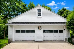 954 Auburn Ln, Irwin, PA 15642 - Photo 4