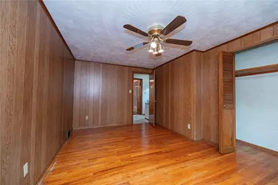 954 Auburn Ln, Irwin, PA 15642 - Photo 16