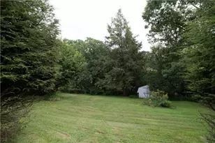 954 Auburn Ln, Irwin, PA 15642 - Photo 22