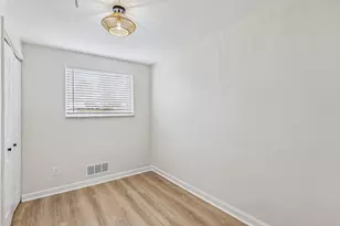 2853 Oneill Dr, Bethel Park, PA 15102 - Photo 18