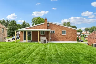 2853 Oneill Dr, Bethel Park, PA 15102 - Photo 46