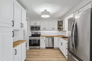 2853 Oneill Dr, Bethel Park, PA 15102 - Photo 12