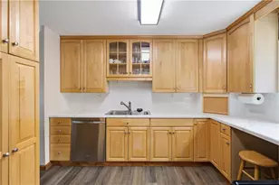 331 Rolling Hills Rd, Economy, PA 15042 - Photo 8