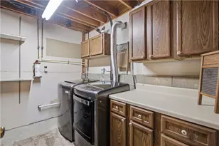 331 Rolling Hills Rd, Economy, PA 15042 - Photo 22