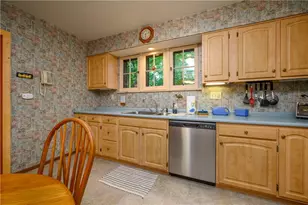 44 Brucewood Dr, Pittsburgh, PA 15228 - Photo 20