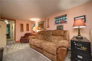 44 Brucewood Dr, Pittsburgh, PA 15228 - Photo 24