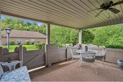 1492 Greenbriar Drive, South Park, PA 15129 - Photo 4