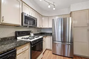1492 Greenbriar Dr, South Park, PA 15129 - Photo 16