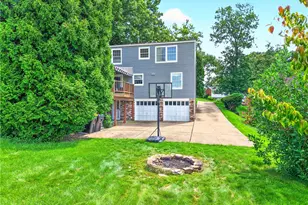 519 Diablo Dr, Bethel Park, PA 15102 - Photo 8