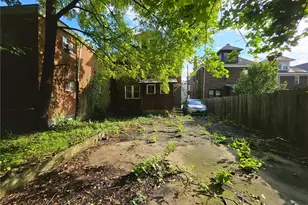 821 Woodworth Ave, Pittsburgh, PA 15221 - Photo 24