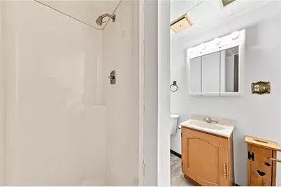 2202 Juanita Dr, Robinson Twp, PA 15108 - Photo 28