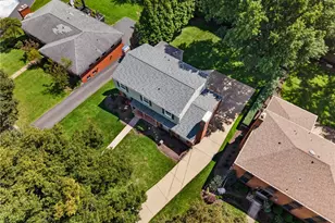 296 Park Entrance Dr, Pittsburgh, PA 15228 - Photo 44