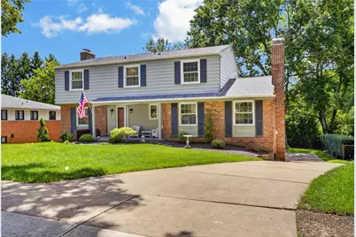 296 Park Entrance Dr, Pittsburgh, PA 15228 - Photo 1