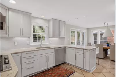 296 Park Entrance Dr, Pittsburgh, PA 15228 - Photo 6