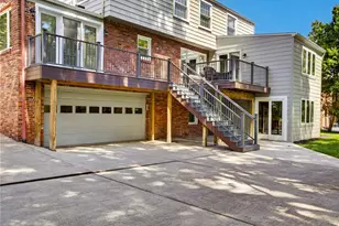 296 Park Entrance Dr, Pittsburgh, PA 15228 - Photo 40