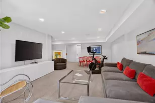 296 Park Entrance Dr, Pittsburgh, PA 15228 - Photo 32
