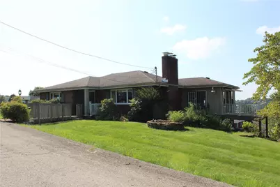 5500 Sagebrush Dr, Pittsburgh, PA 15236 - Photo 2