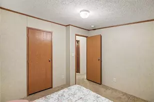 433 Hansen Ave, Franklin Township, PA 16117 - Photo 12