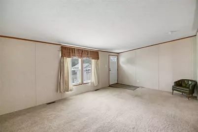 433 Hansen Ave, Franklin Township, PA 16117 - Photo 2