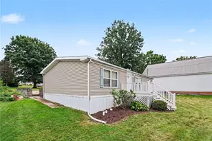 433 Hansen Ave, Franklin Township, PA 16117 - Photo 4