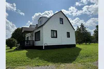 323 Warner Aly, Taylor Township, PA 16101 - Photo 2