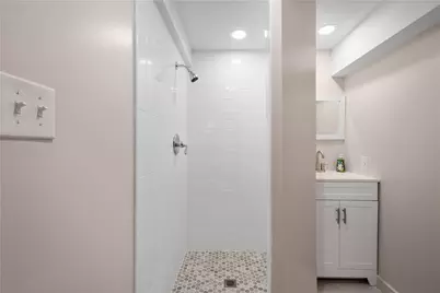 325 Conniston Ave, Pittsburgh, PA 15210 - Photo 22