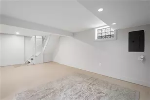 325 Conniston Ave, Pittsburgh, PA 15210 - Photo 16