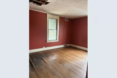 2030 7th Ave, Beaver Falls, PA 15010 - Photo 14