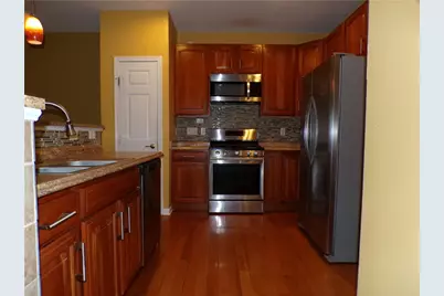 301 Maple Ridge Dr, Canonsburg, PA 15317 - Photo 6