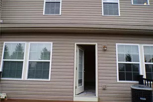 301 Maple Ridge Dr, Canonsburg, PA 15317 - Photo 20