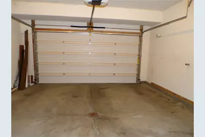 301 Maple Ridge Dr, Canonsburg, PA 15317 - Photo 24