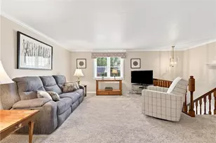 222 Great Smokey Dr, Pittsburgh, PA 15239 - Photo 6