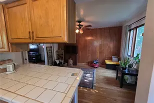 7910 Graff Ave, Pittsburgh, PA 15218 - Photo 8