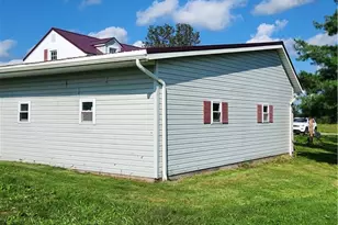 1671 Airport Rd, Fredonia, PA 16124 - Photo 6