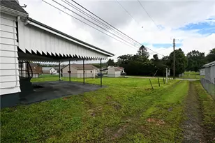 217 Hoffman St, Belle Vernon, PA 15012 - Photo 4