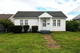 217 Hoffman St, Belle Vernon, PA 15012 - Photo 1