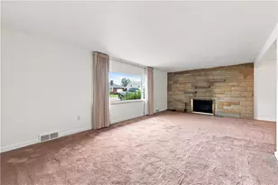2116 Ritchie St, Aliquippa, PA 15001 - Photo 2