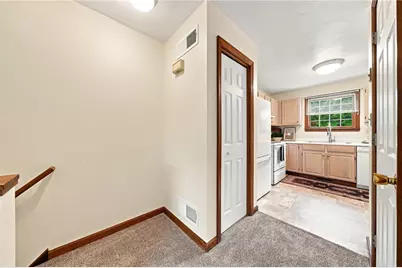 1124 Cranston Drive, Greensburg, PA 15601 - Photo 4