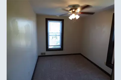 2709 Middletown Rd #2, Pittsburgh, PA 15205 - Photo 14